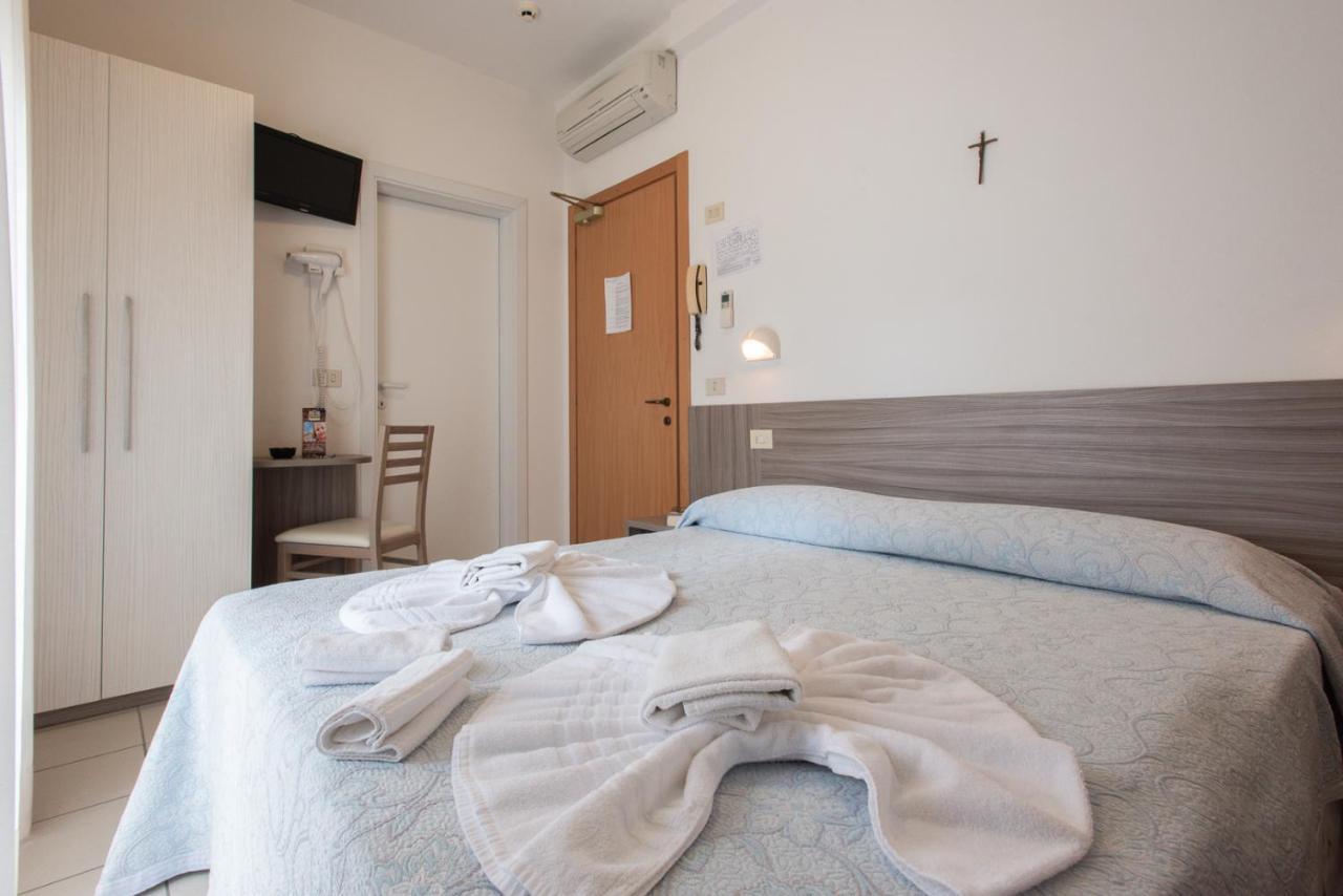 La Plata Hotel - Con Piscina Riccione Eksteriør bilde