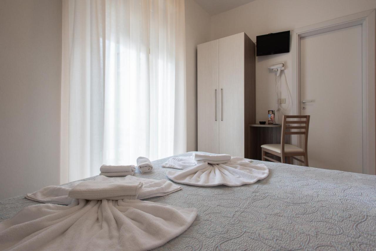 La Plata Hotel - Con Piscina Riccione Eksteriør bilde