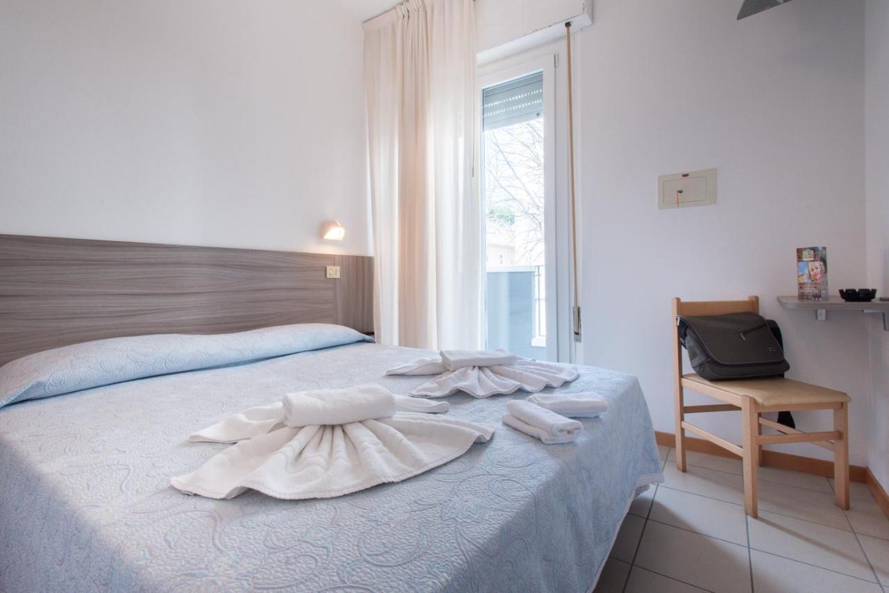 La Plata Hotel - Con Piscina Riccione Eksteriør bilde