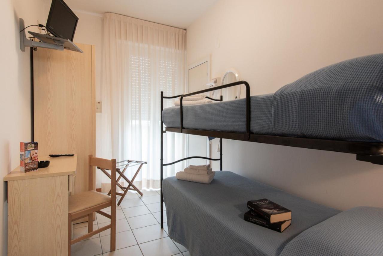 La Plata Hotel - Con Piscina Riccione Eksteriør bilde