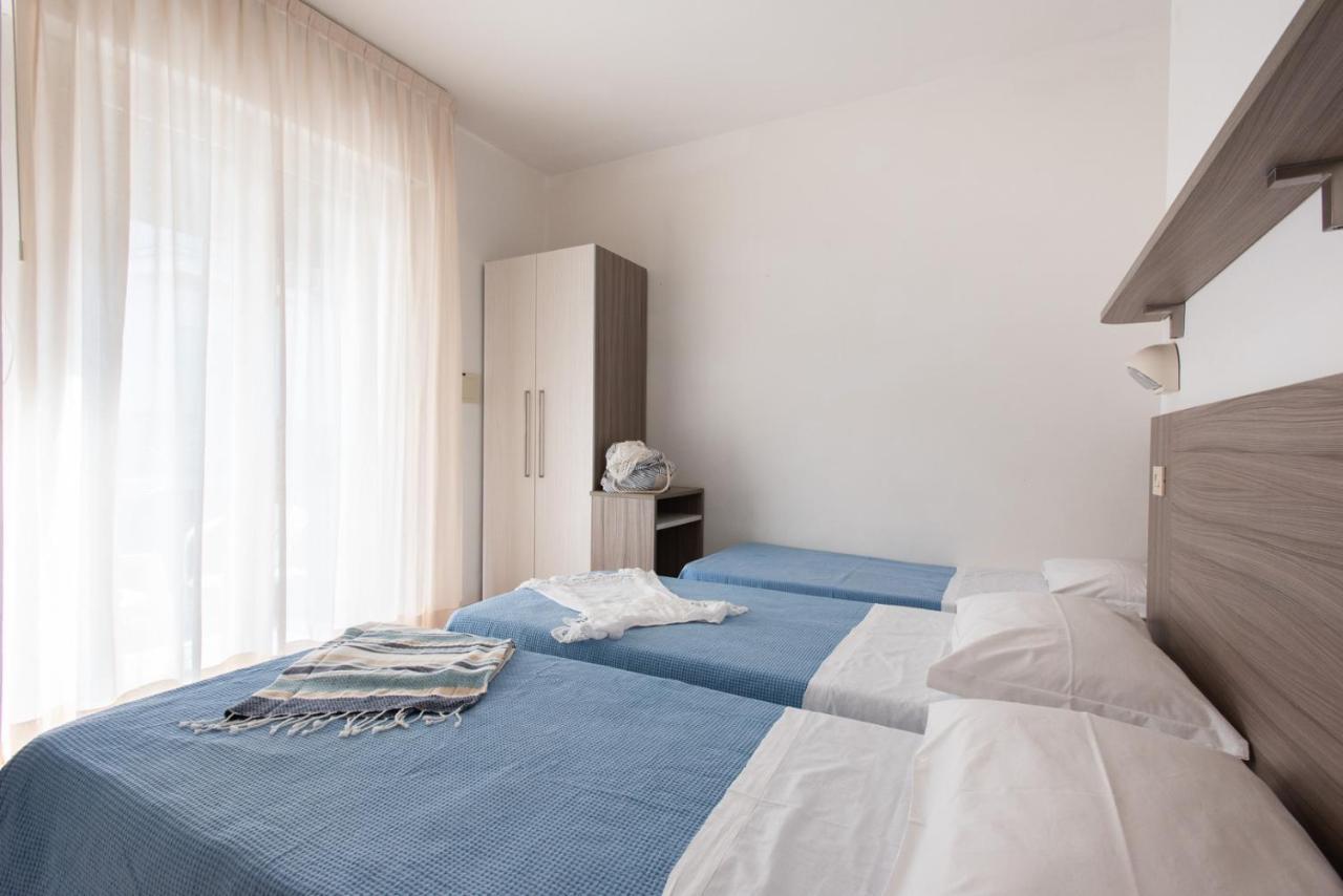 La Plata Hotel - Con Piscina Riccione Eksteriør bilde