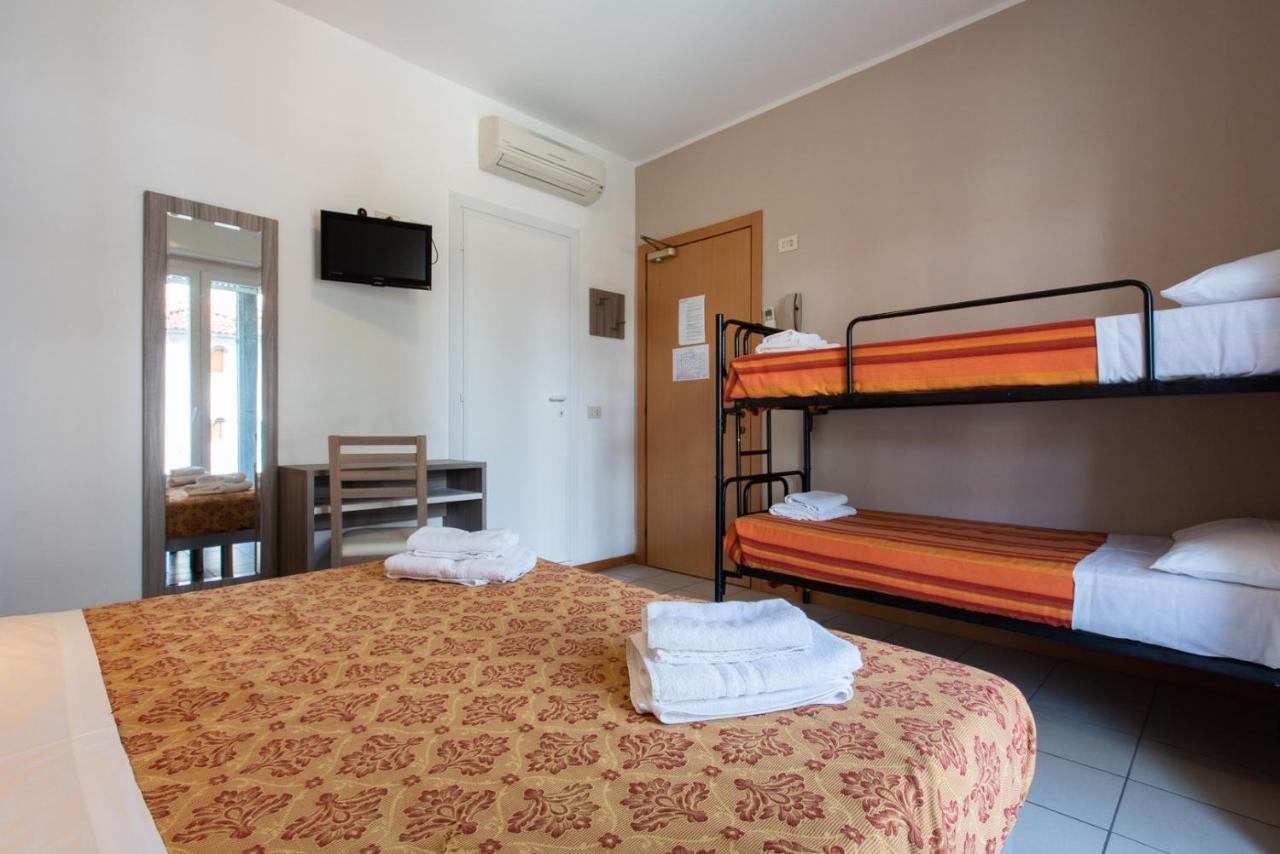 La Plata Hotel - Con Piscina Riccione Eksteriør bilde