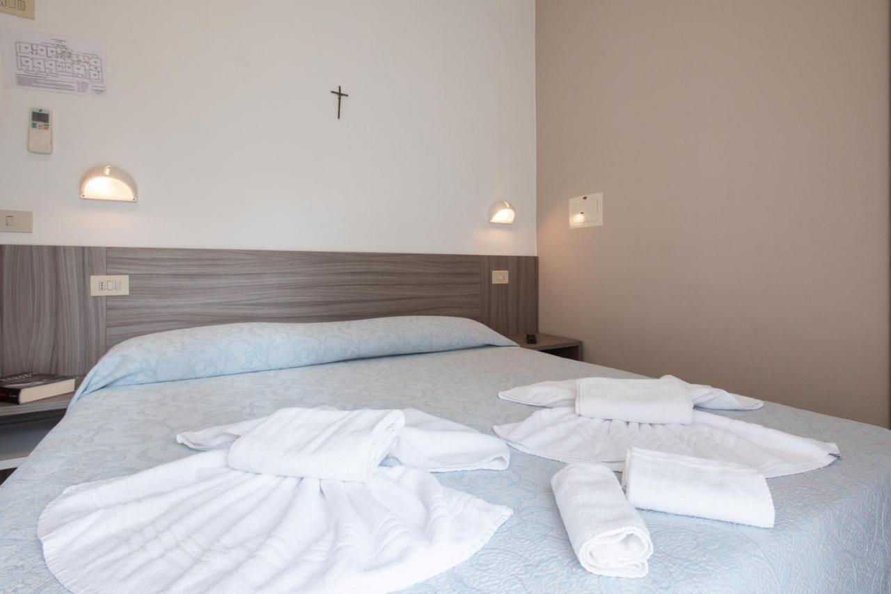La Plata Hotel - Con Piscina Riccione Eksteriør bilde