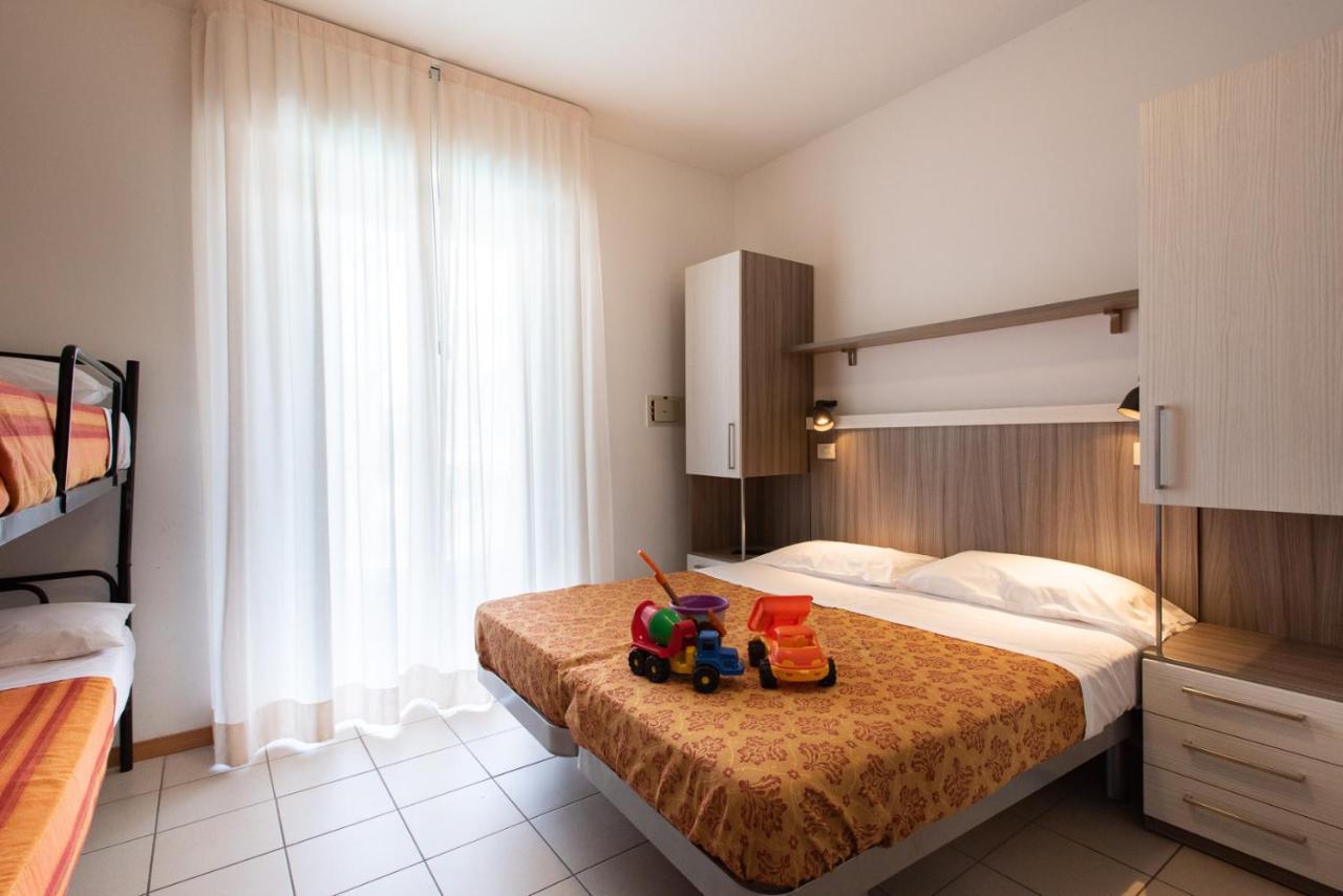 La Plata Hotel - Con Piscina Riccione Eksteriør bilde