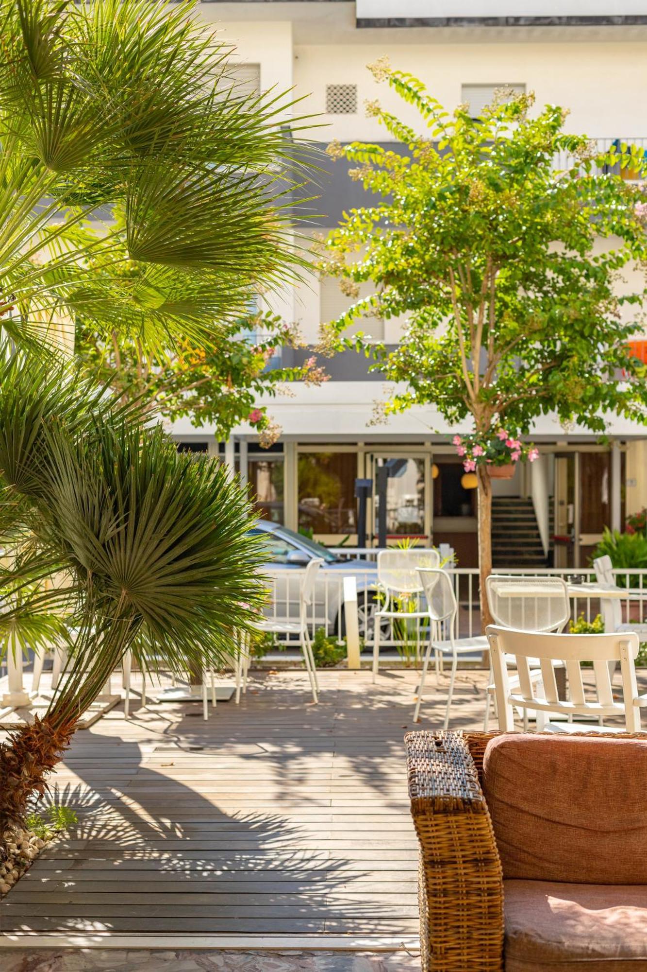 La Plata Hotel - Con Piscina Riccione Eksteriør bilde
