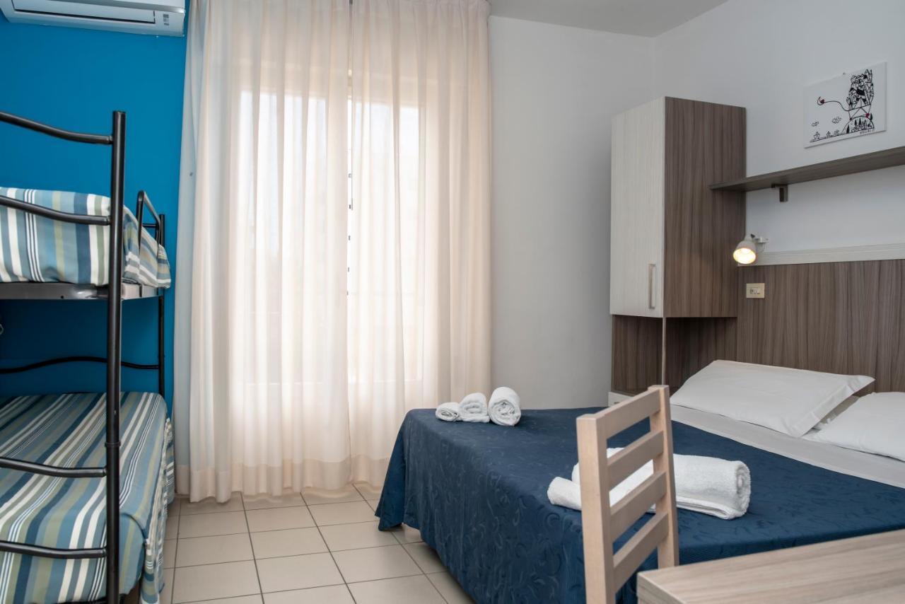 La Plata Hotel - Con Piscina Riccione Eksteriør bilde
